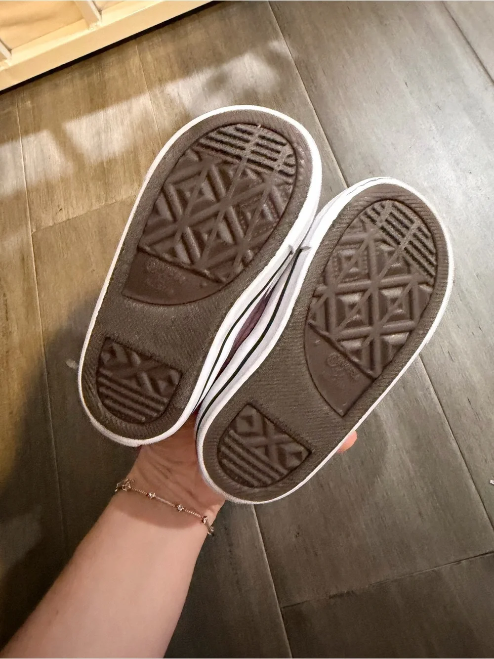 Converse classic low